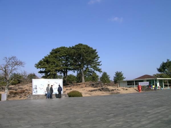 만장굴
