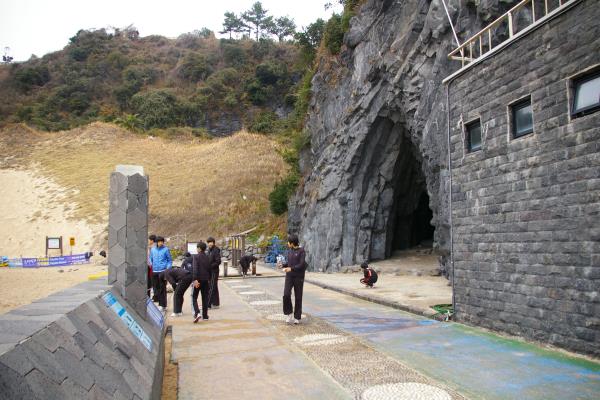 중문색달해변