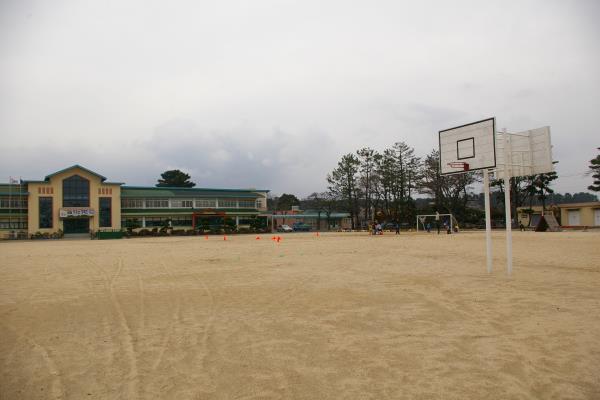 구엄초등학교