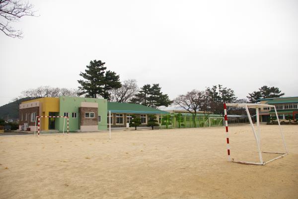 구엄초등학교