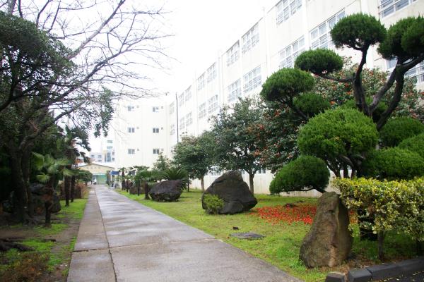 제주동여자중학교
