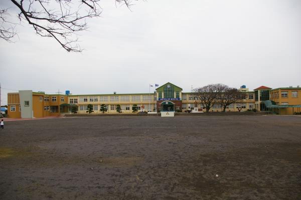 세화초등학교