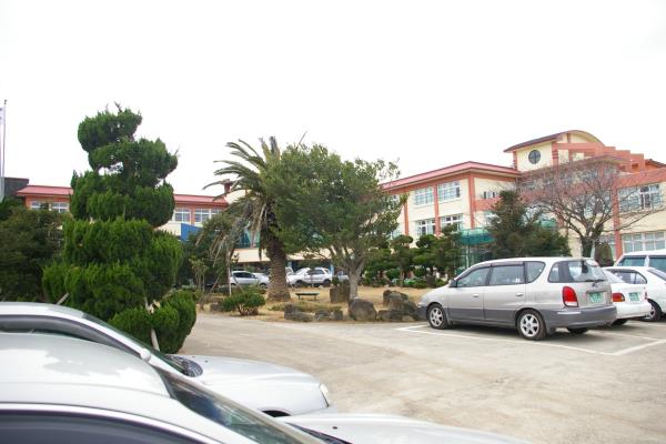 세화중학교