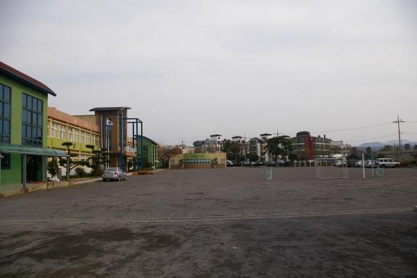 한림여자중학교