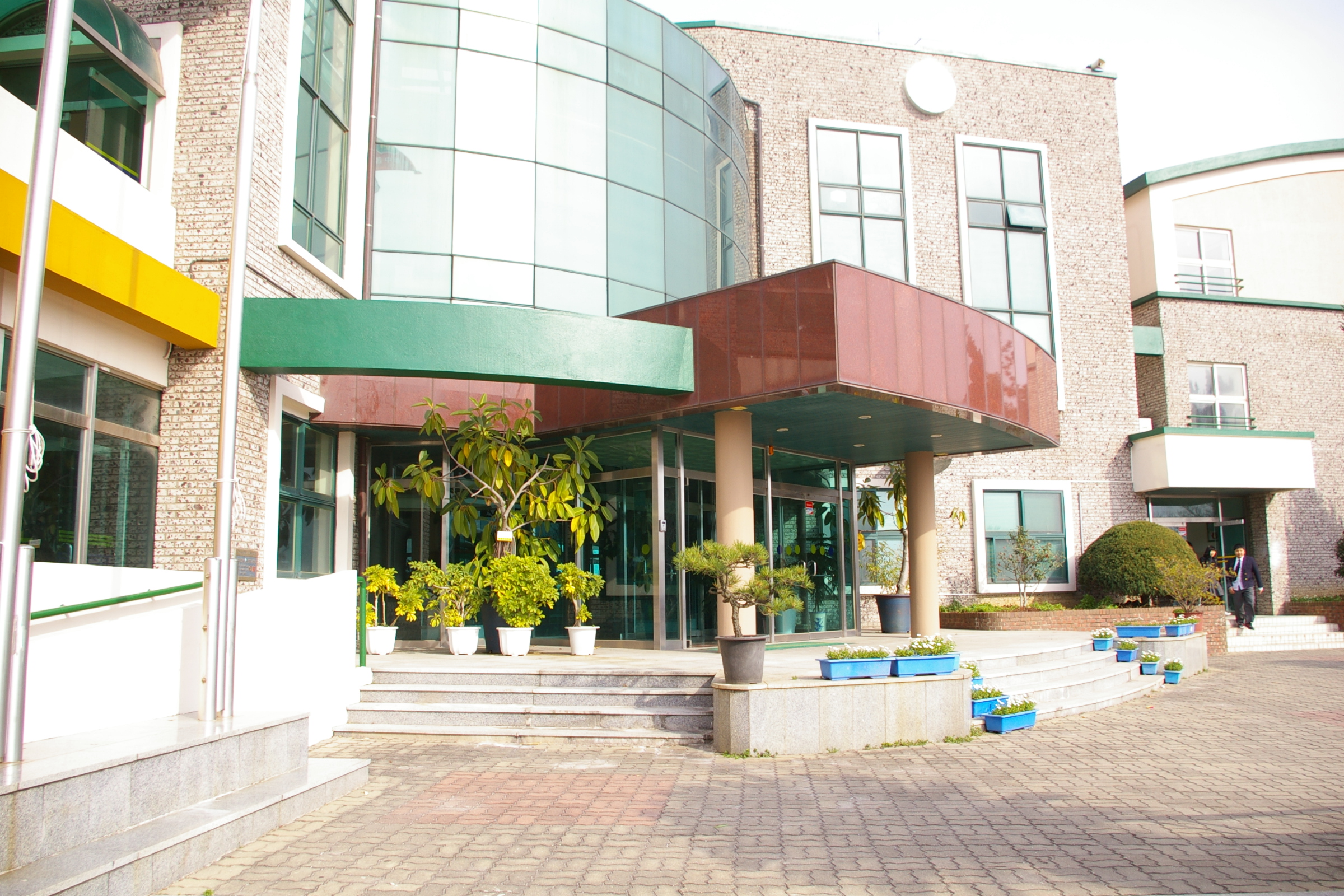 신창초등학교