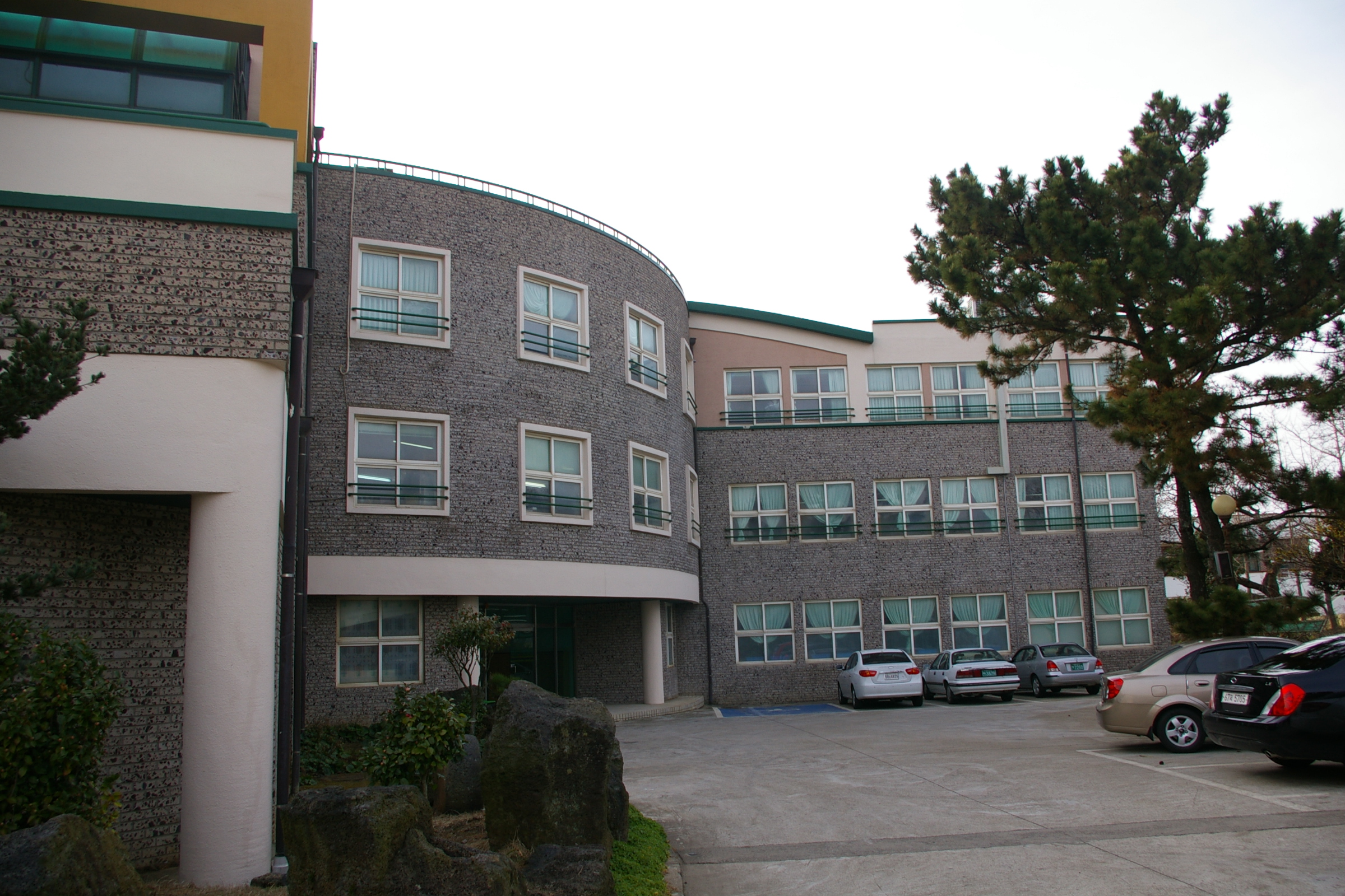 신창중학교