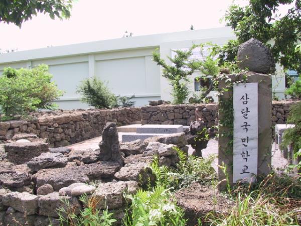 김영갑갤러리 두모악